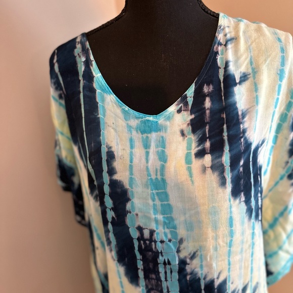 Swimsuit Coverup OS - Picture 4 of 9